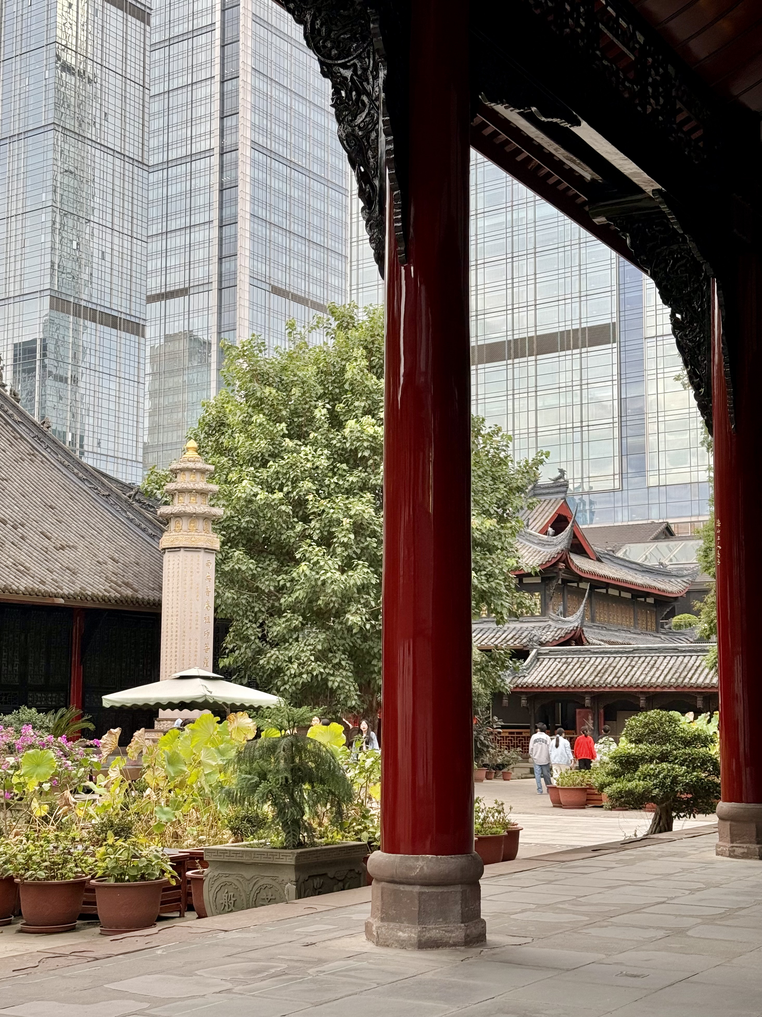 Chengdu street scene